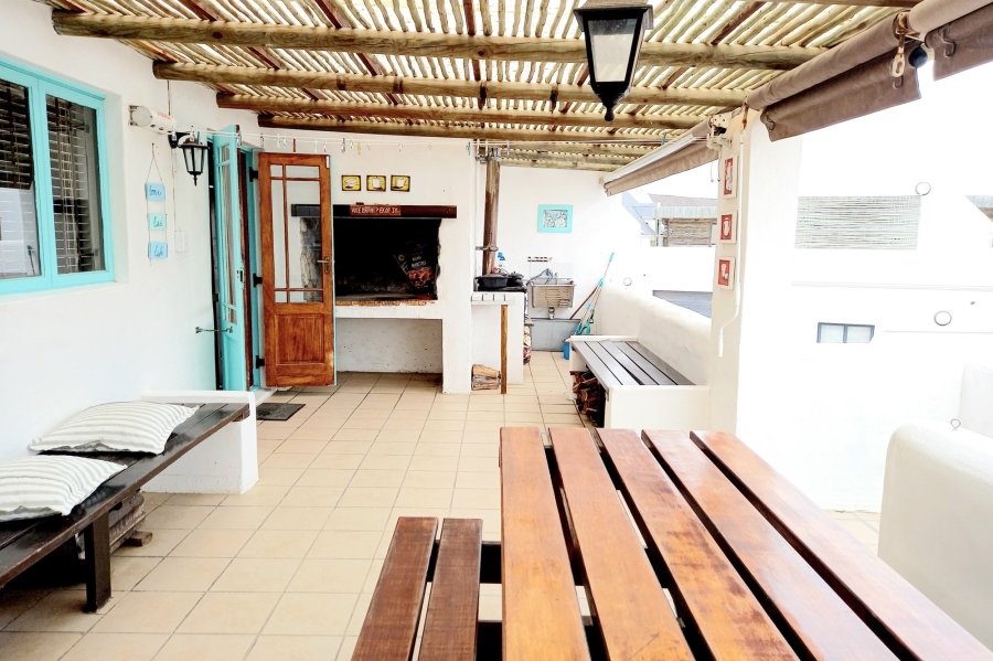 6 Bedroom Property for Sale in Jacobsbaai Western Cape